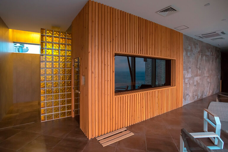 sauna at hotel on the rock 02